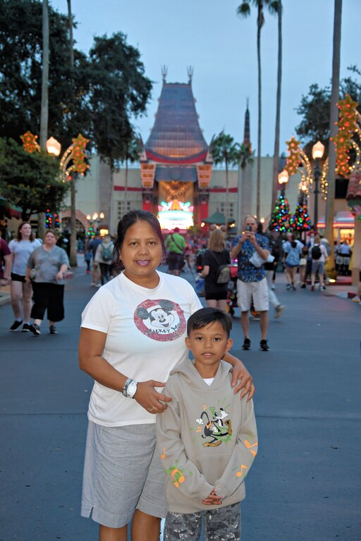 2023-11-22-disneys-hollywood-studios-hollywood-boulevard_10.jpg