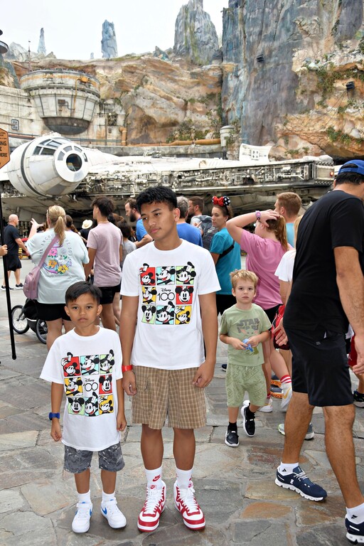 2023-11-22-disneys-hollywood-studios-millennium-falcon_15.jpg