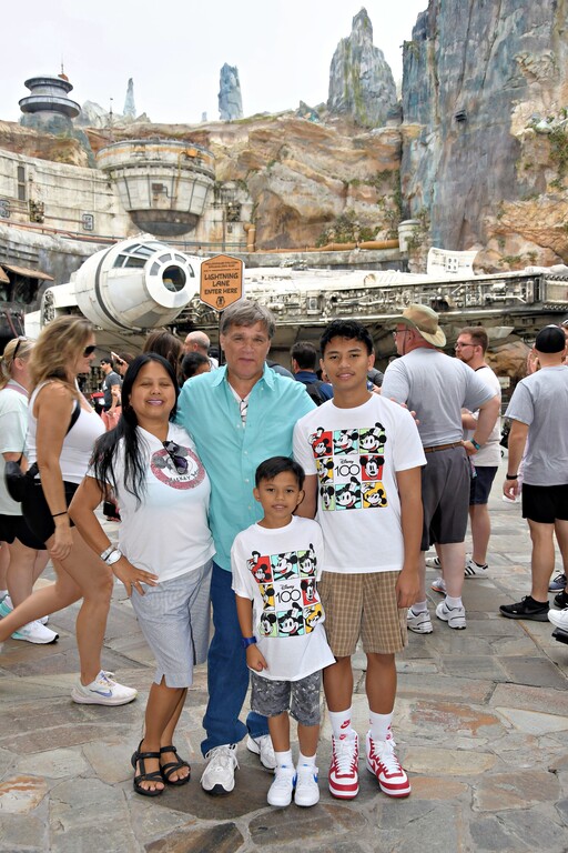 2023-11-22-disneys-hollywood-studios-millennium-falcon_21.jpg