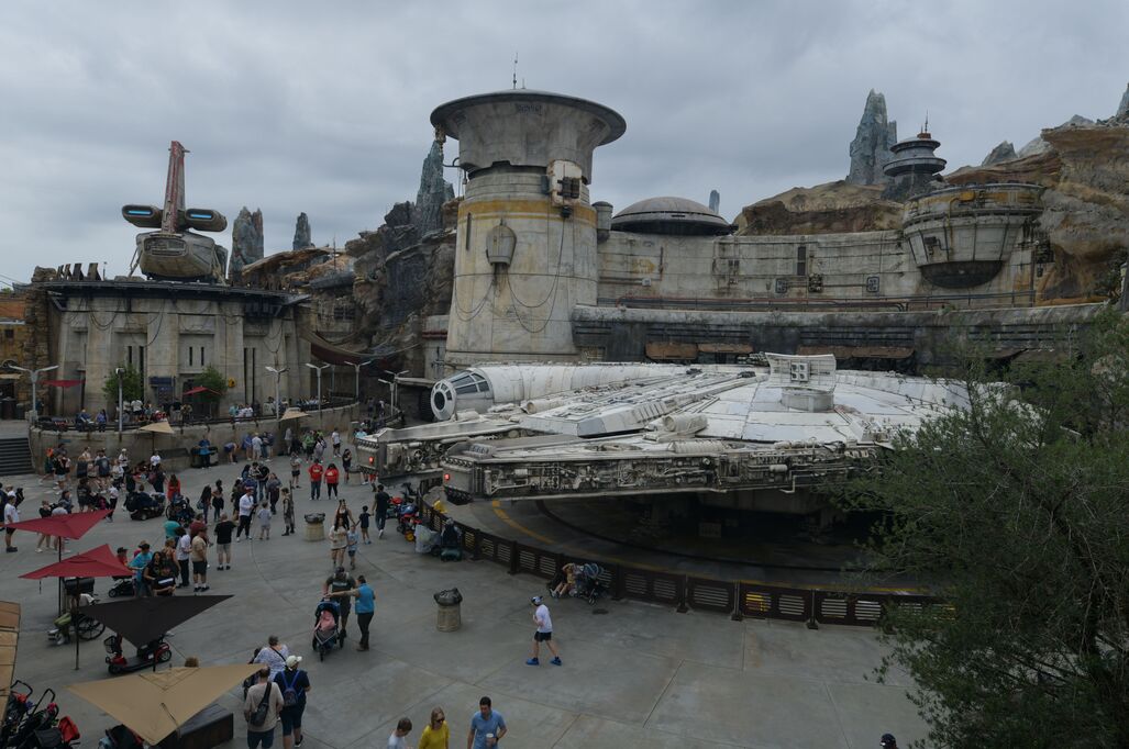 2023-11-22-disneys-hollywood-studios-star-wars-galaxys-edge_3.jpg