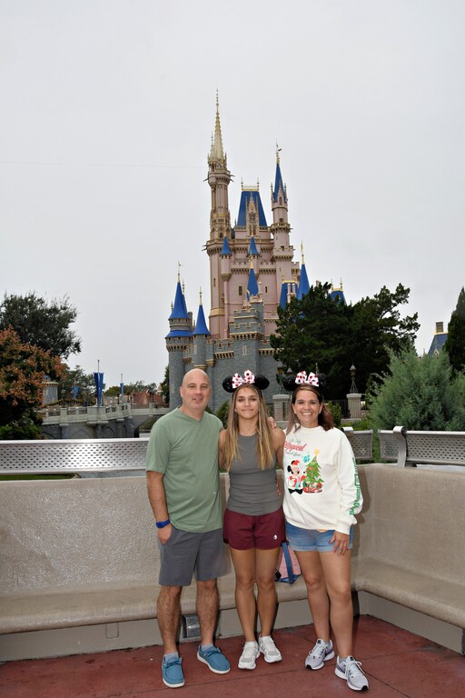 2023-11-22-magic-kingdom-park-fantasyland_12.jpg