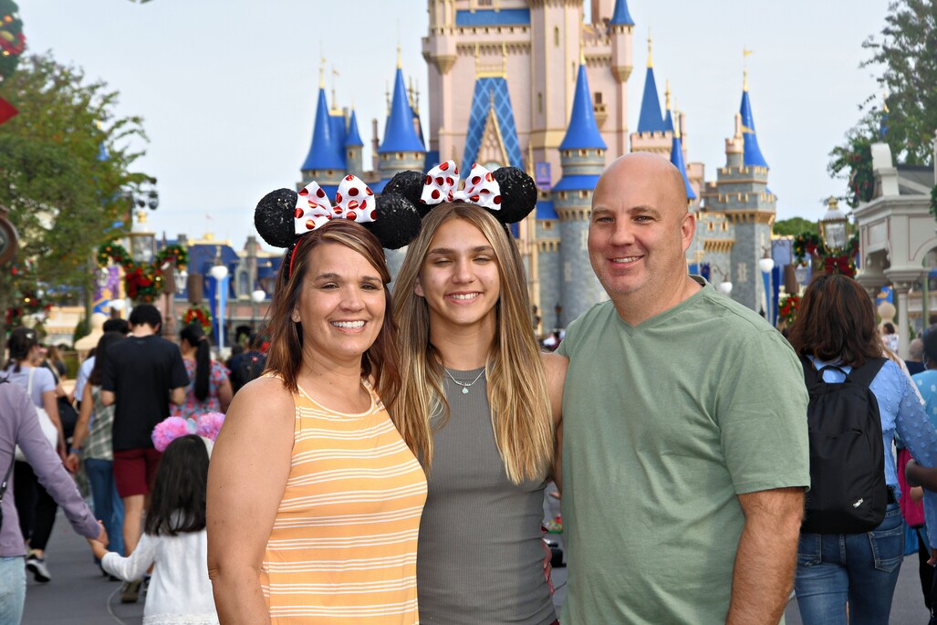 2023-11-22-magic-kingdom-park-main-street-usa_18.jpg