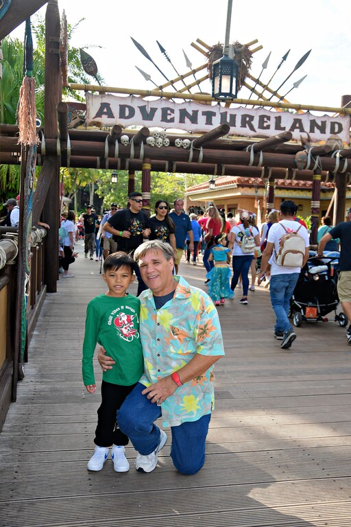 2023-11-23-magic-kingdom-park-adventureland_6.jpg